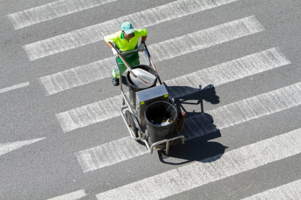 Ramassage de déchets dans la ville et sur les pistes cyclables